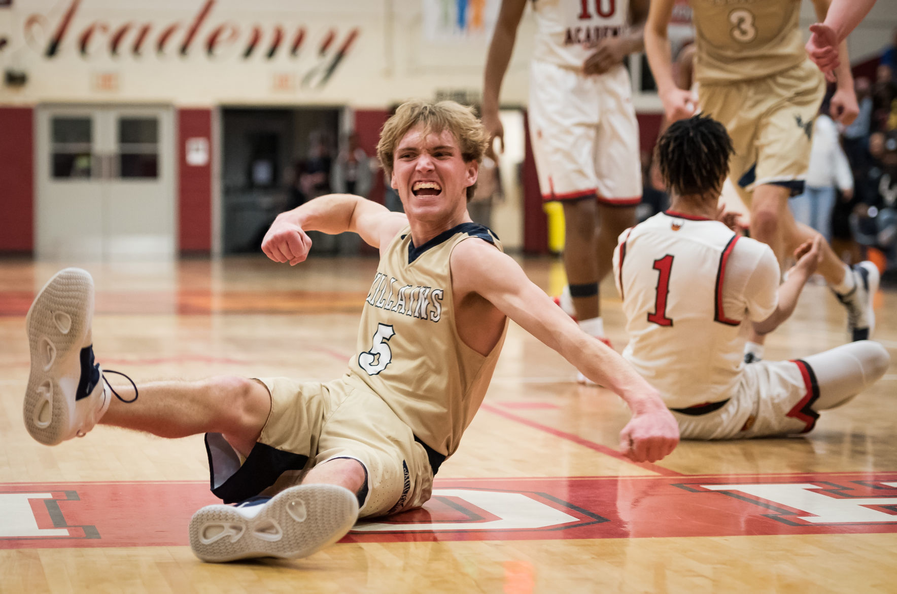 Winston-Salem Prep Bishop McGuinness Boys Bball